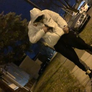 Meet your Posher, Aaron